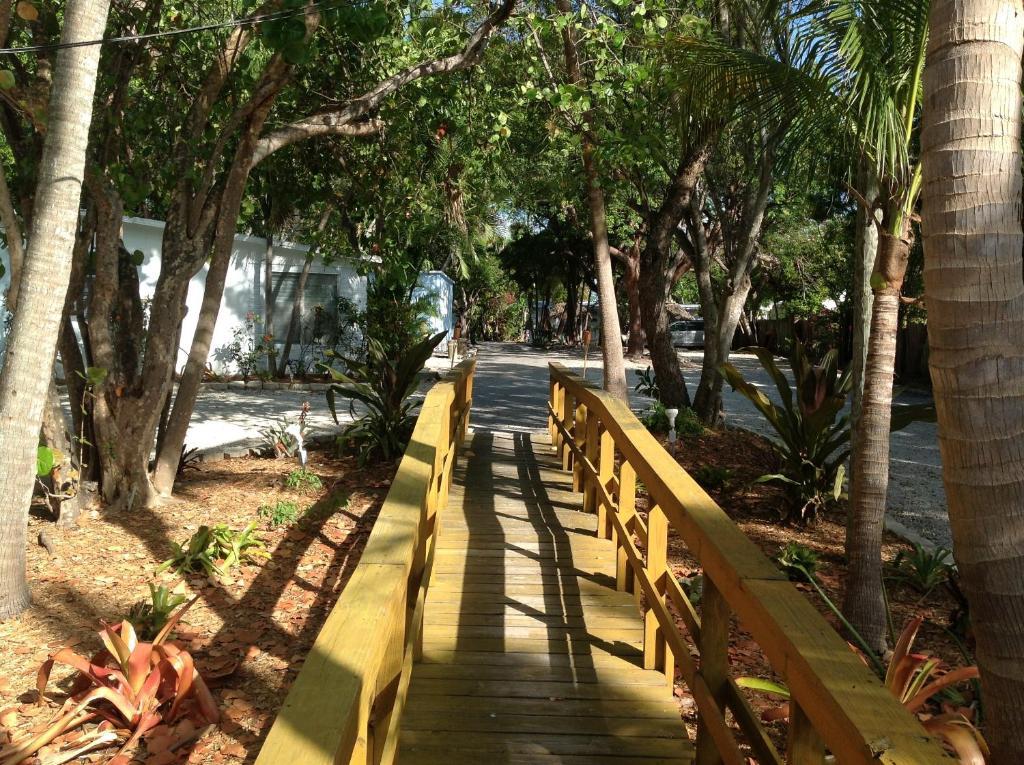 Seafarer Key Largo Resort And Beach Exterior foto